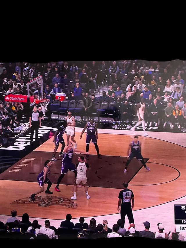 kaiyun平台-勇士板凳席7人合计4分，科尔赛后甩锅轮换